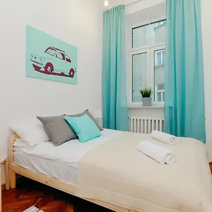 https://shortstaypoland-klonowa.warsawhotelspoland.com