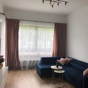 https://mlociny-apartment.warsawhotelspoland.com